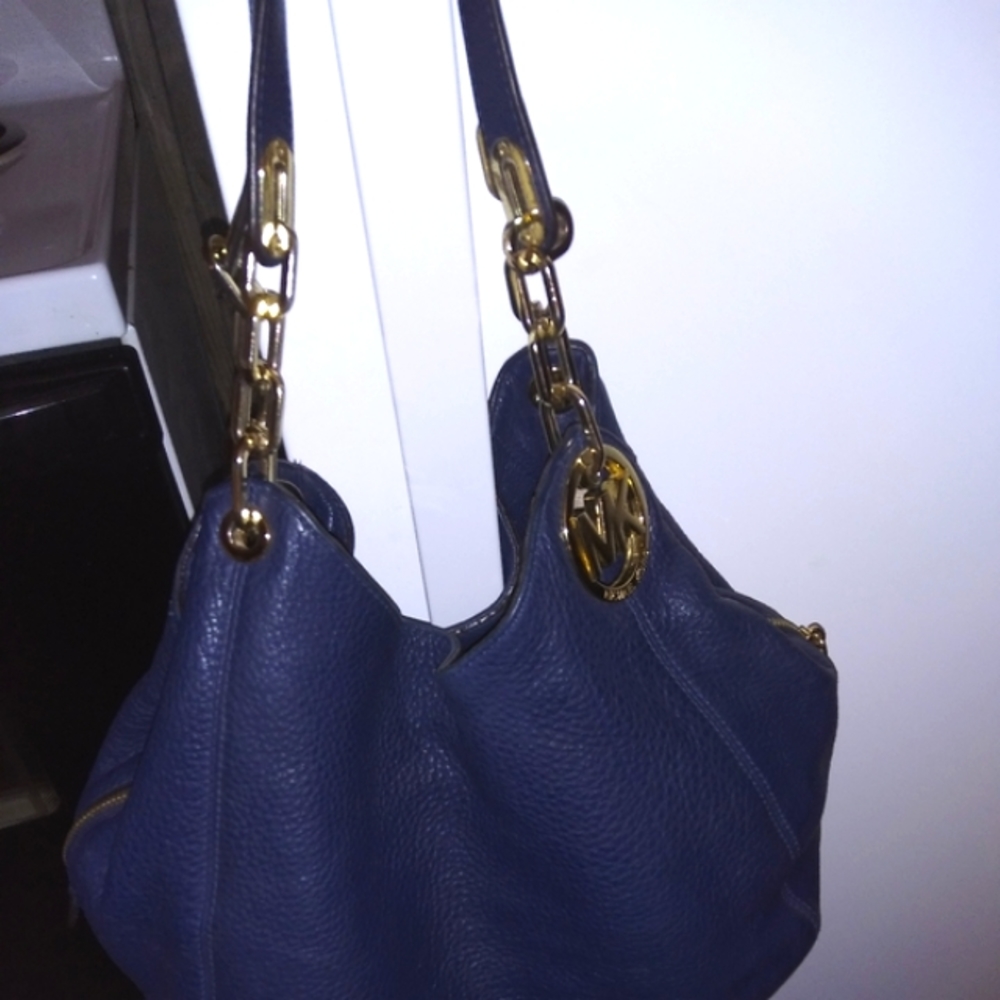 MK PURSE